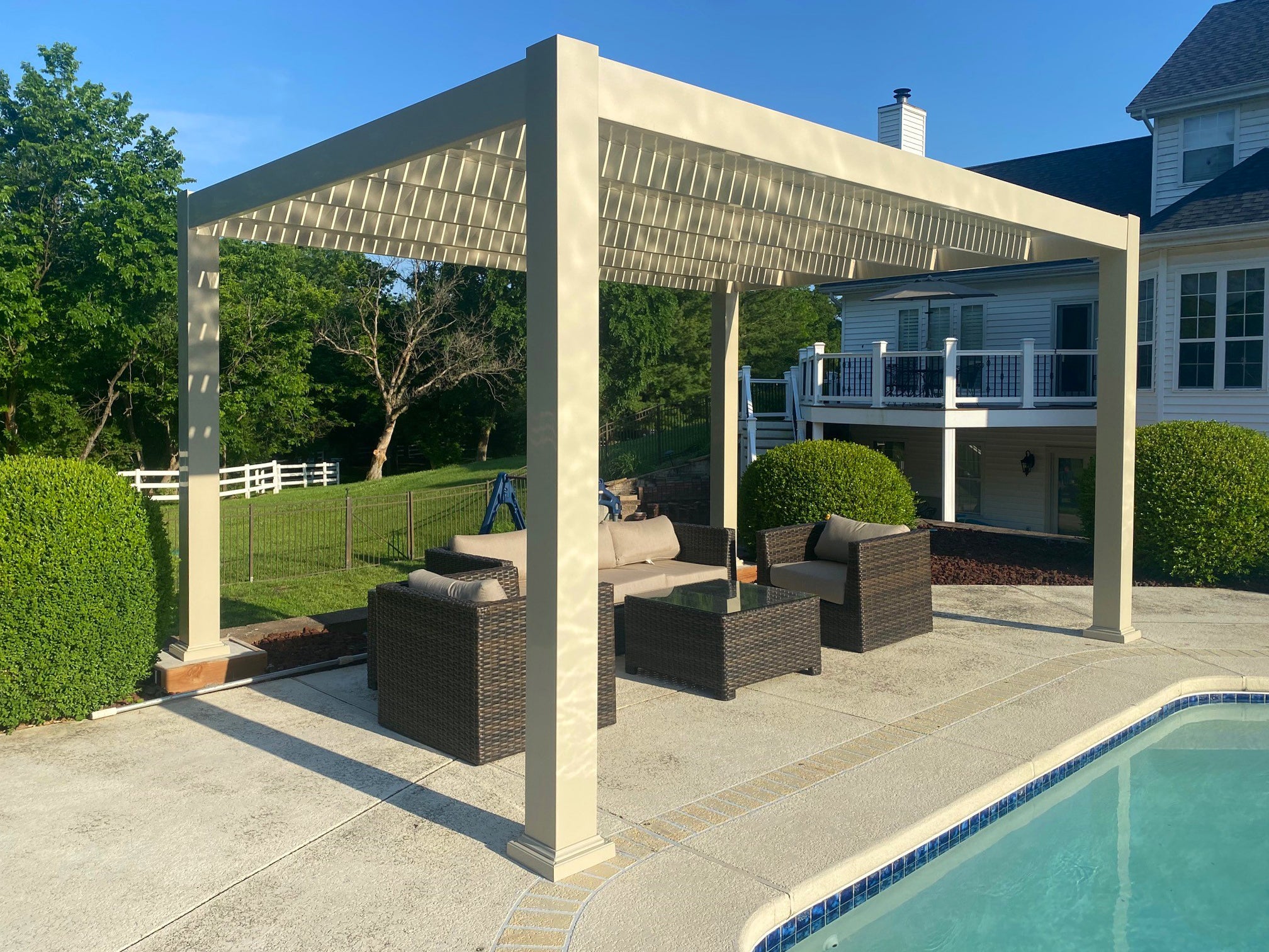 Modern 15-Ft Deep Free-Standing Pergola Kit by Desired Width