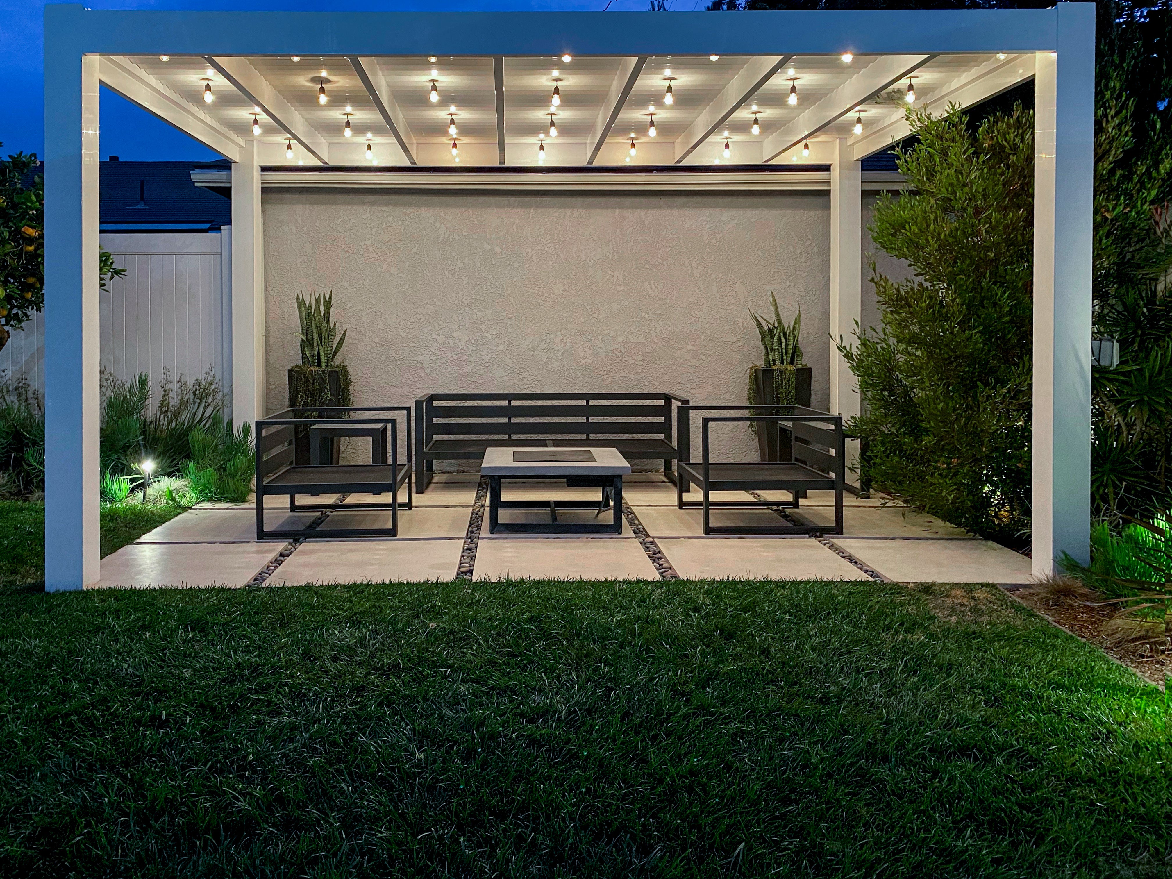 Modern 16-Ft Deep Free-Standing Pergola Kit by Desired Width